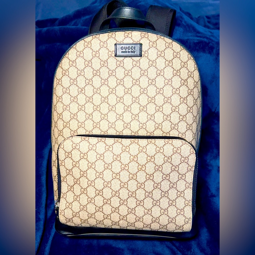 Gucci GG Supreme Monogram Large Backpack Black
